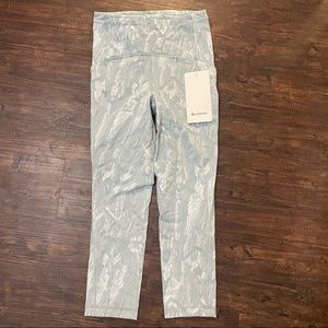 Swift Speed High-Rise Crop 21"